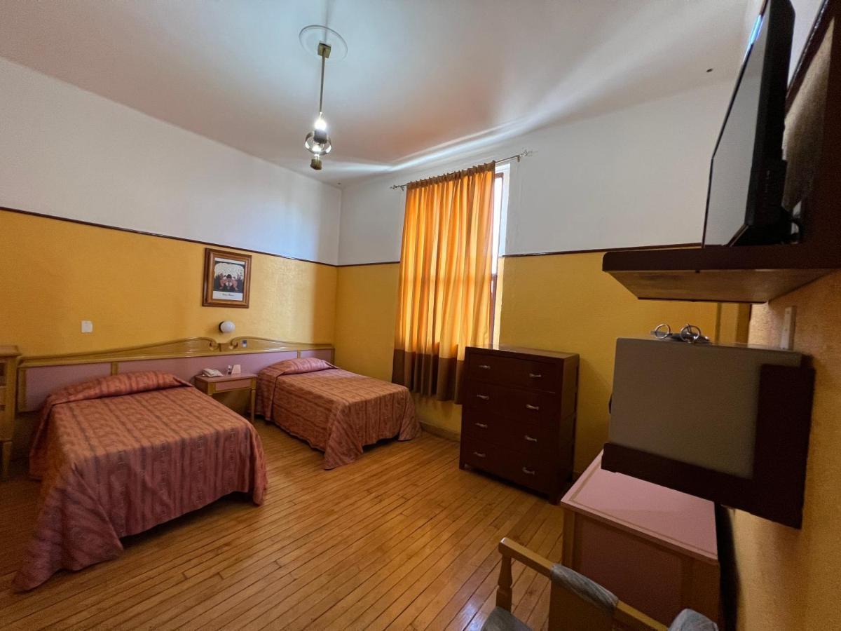 Hotel Isabel Kota Meksiko Bagian luar foto