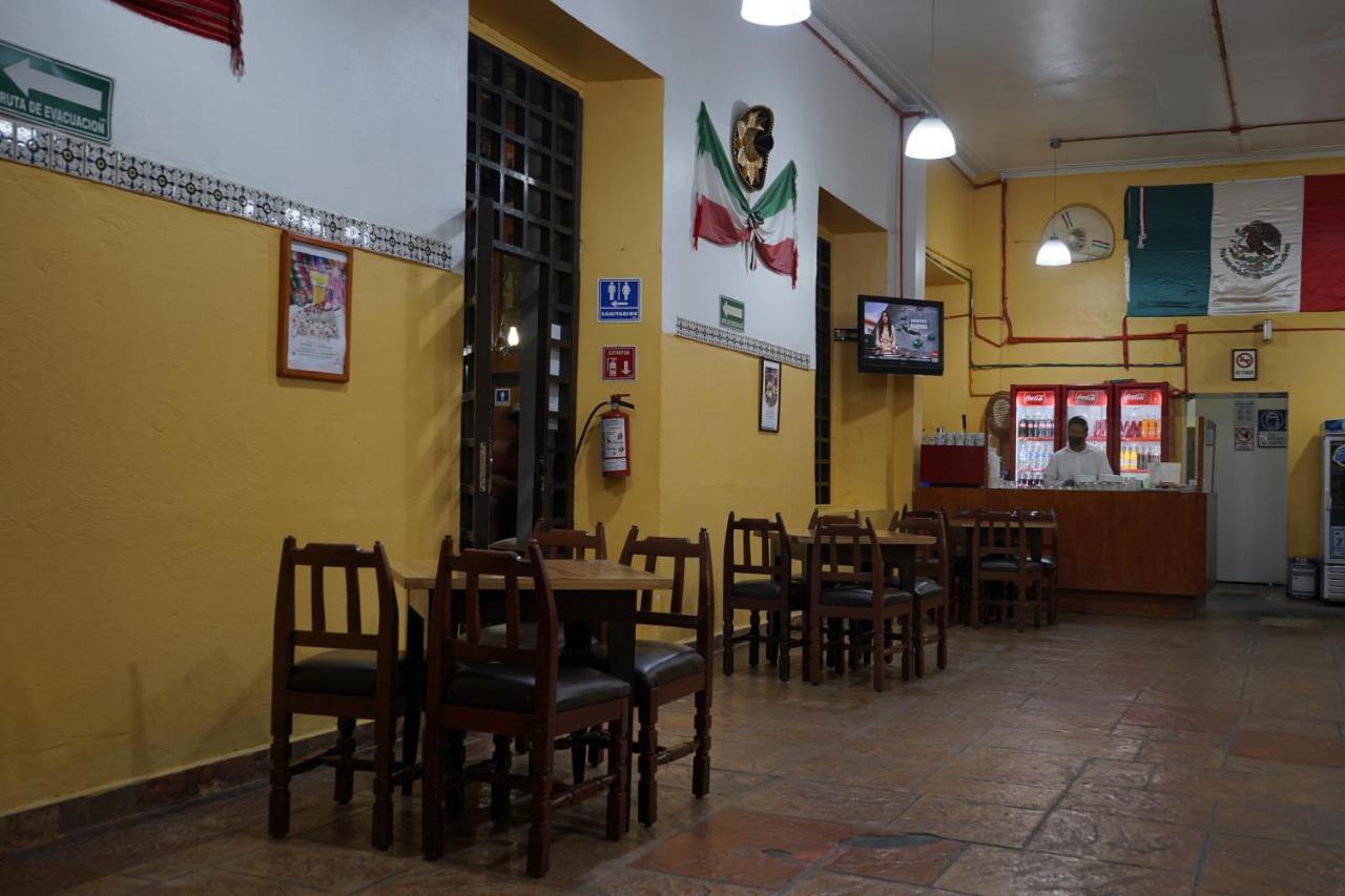Hotel Isabel Kota Meksiko Bagian luar foto