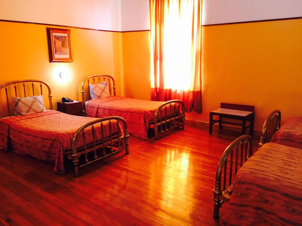 Hotel Isabel Kota Meksiko Bagian luar foto
