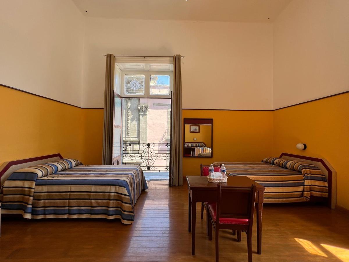 Hotel Isabel Kota Meksiko Bagian luar foto