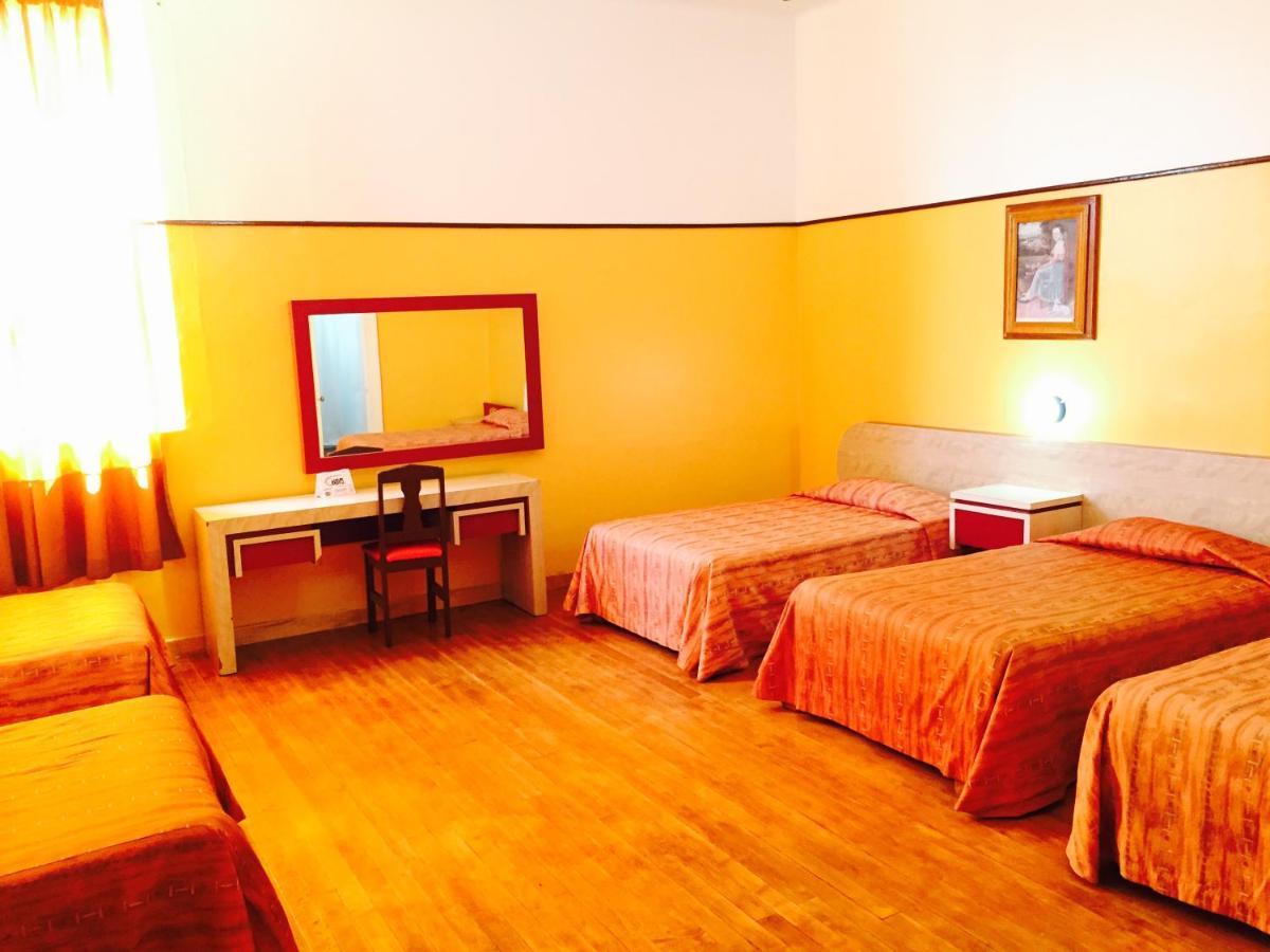 Hotel Isabel Kota Meksiko Bagian luar foto