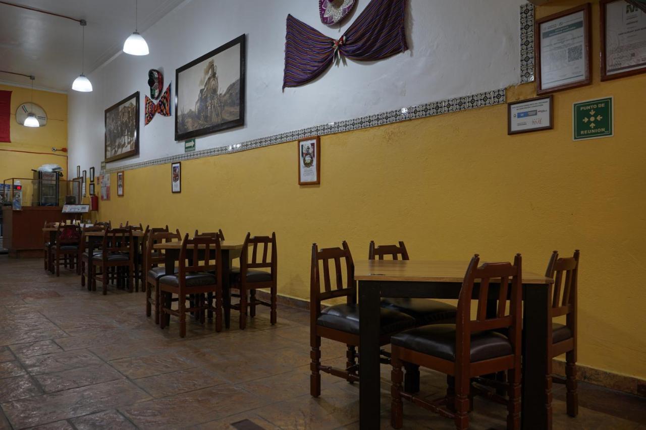 Hotel Isabel Kota Meksiko Bagian luar foto
