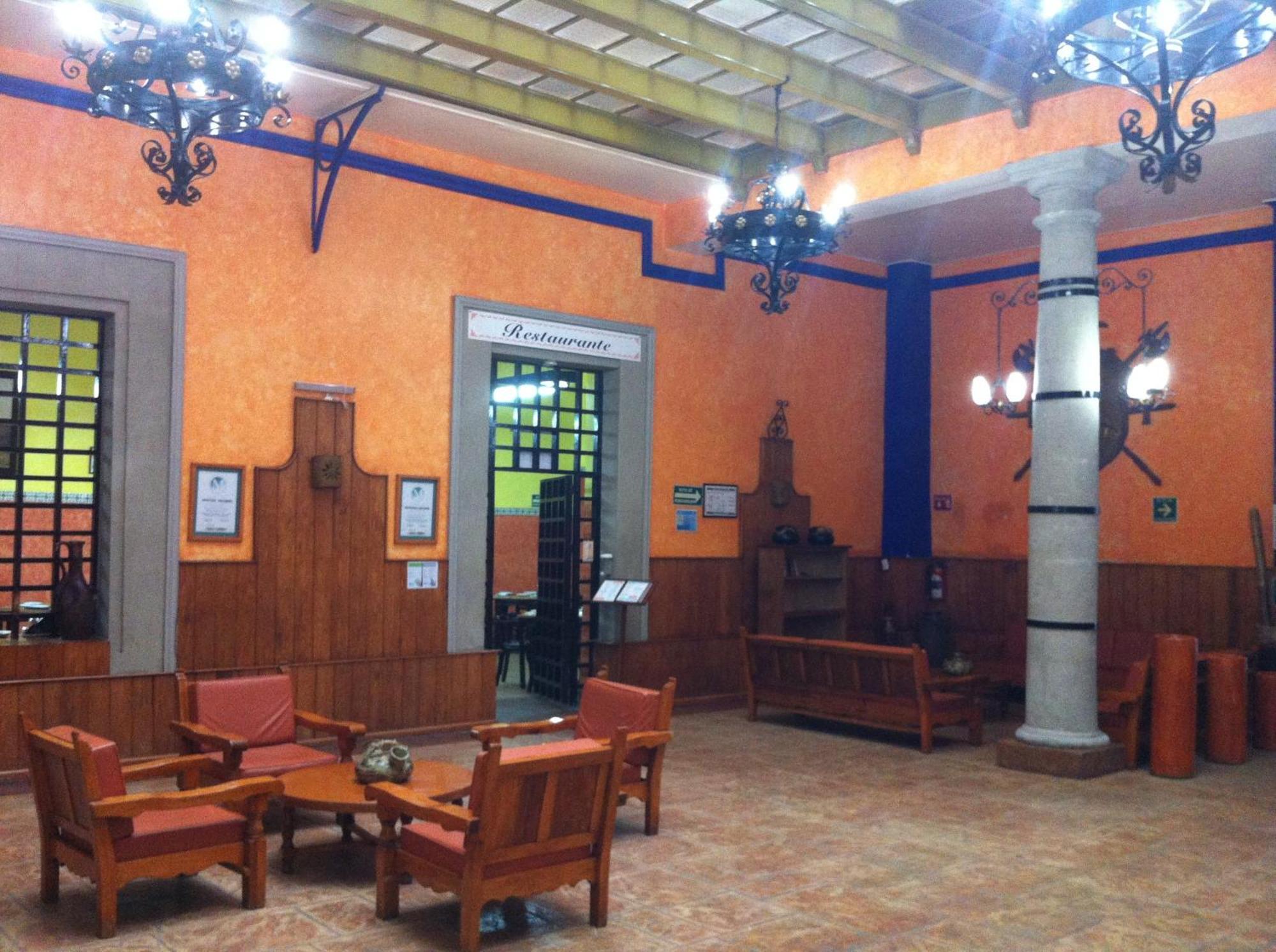Hotel Isabel Kota Meksiko Bagian luar foto