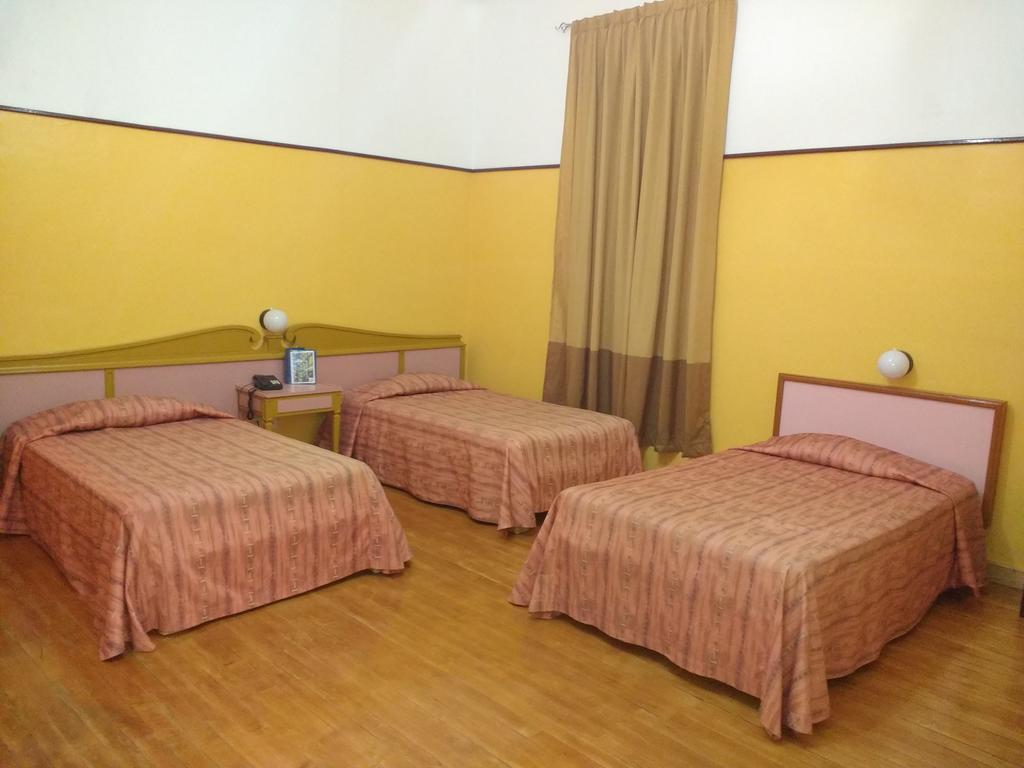 Hotel Isabel Kota Meksiko Bagian luar foto