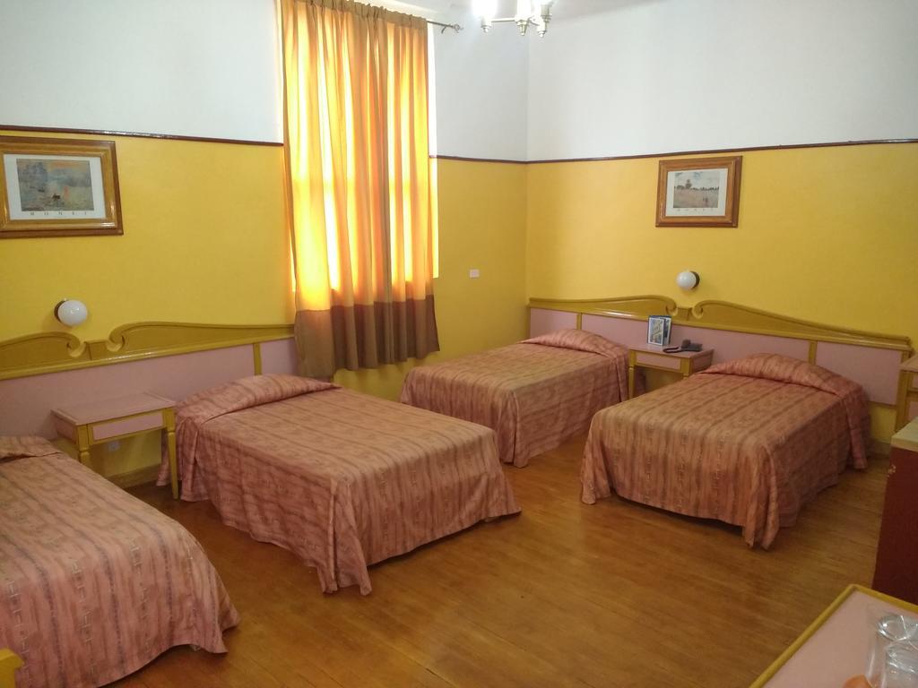 Hotel Isabel Kota Meksiko Bagian luar foto